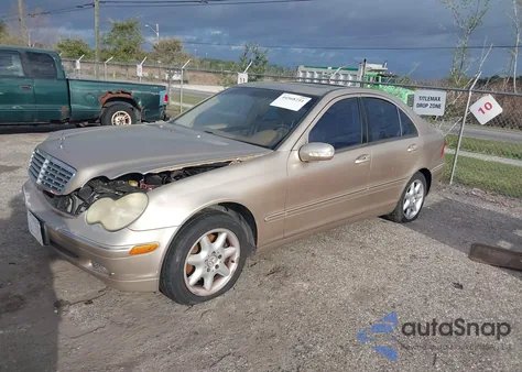 2003 Mercedes-Benz C 320 Sport from USA, damaged, VIN WDBRF64J83F354229